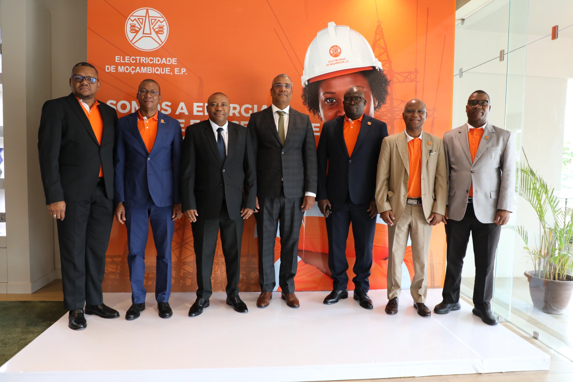 Electricidade de Moçambique assinala 49 anos e reitera modernização e melhoria dos serviços