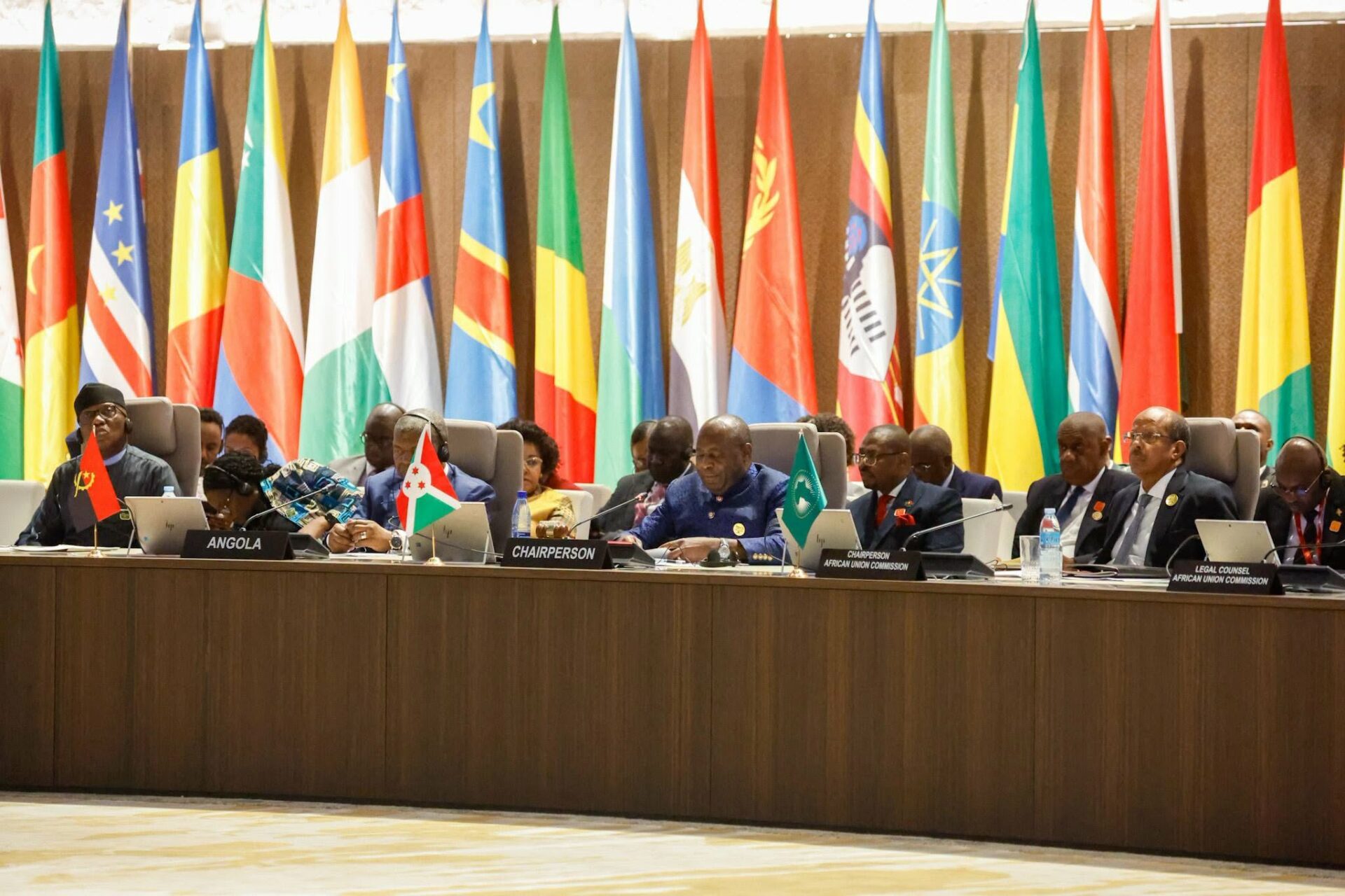 Decisao final da Cimeira: Estados africanos assumem compromisso de fortalecer o Fundo da Paz e mobilizar mecanismos inovadores de financiamento
