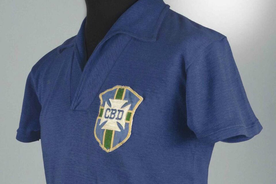 camisola-da-primeira-conquista-mundial-de-pel-atinge-4-9-milh-es-de