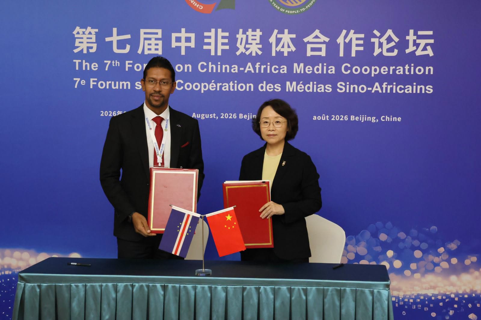 Cabo Verde e China assinam acordo para reforçar cooperação no sector da comunicação social