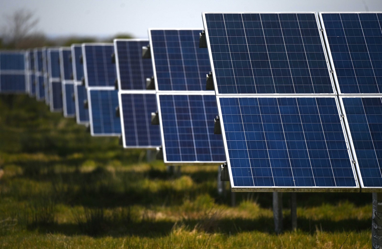 Empresa canadiana JCM Power vai desenvolver central solar fotovoltaica em Moçambique