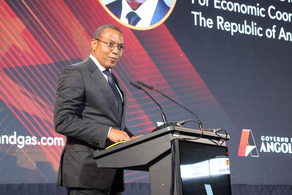 angola-investiu-99-mil-milhoes-de-dolares-no-petroleo-e-gas-nos-ultimos-nove-anos