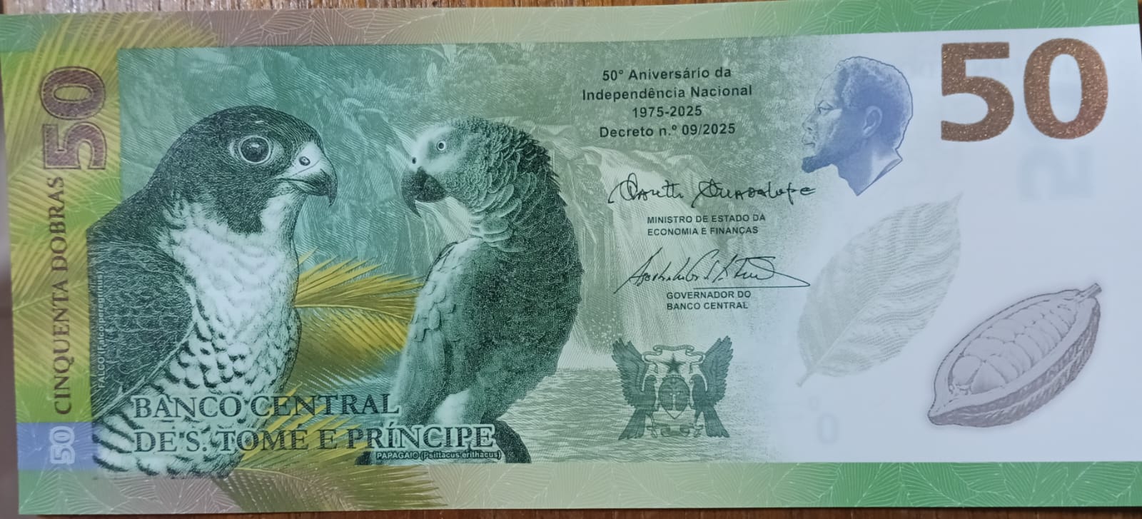 sao-tome-e-principe-lanca-nota-comemorativa-de-50-dobras-para-assinalar-50-anos-de-independencia