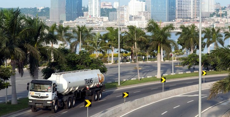 transporte angola